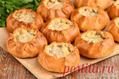 В обычное пельменное тесто добавляю разрыхлитель и пеку быстрые вкусные пирожки | Совет Да Еда | Пульс Mail.ru