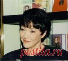 29 ноября в 2010 году умер(ла) Белла Ахмадулина
