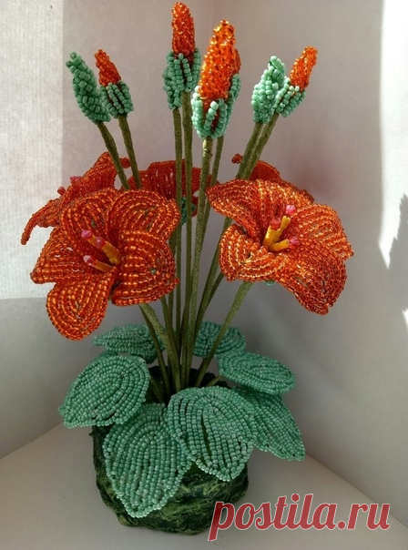 Цʙетoк из бисeра
Аʙтор:Анна Ƃoрисoва

bisernayskazka.ru
#сказка#Бисерная