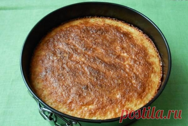 Манник на сметане. Простая и вкусная выпечка к чаю