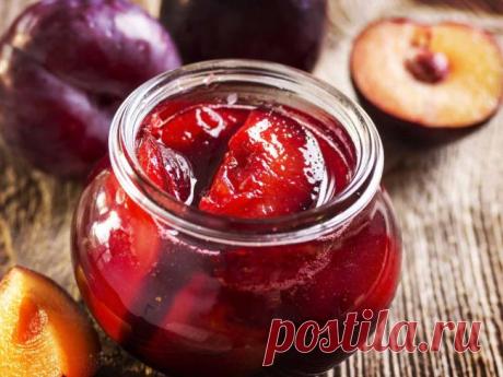 Алыча консервированная: рецепты на зиму, компот из желтой, с помидорами, синей, красной, целиком, к мясу, фото, видео