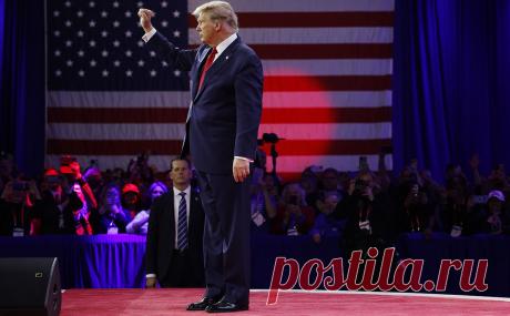 Верховный суд США признал за Трампом право баллотироваться в президенты. Верховный суд США отменил решение суда Колорадо, которое запрещало Дональду Трампу баллотироваться на пост президента США. Суд штата аргументировал это тем, что экс-президент был причастен к штурму Капитолия в январе 2021 года