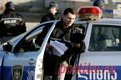 В Грузии задержали одного из лидеров итальянской мафии. В Грузии правоохранители задержали одного из лидеров итальянской мафии 67-летнего Джузеппе Сгангу. В Италии в 2020 году он был заочно приговорен к 11 годам лишения свободы и находился в международном розыске. По словам генерального прокурора Грузии Ираклия Шотадзе, сейчас проходит процедура экстрадиции мафиози.
