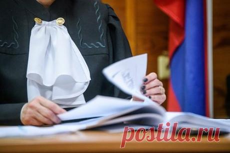 Адвокат объяснил приговор сделавшей кальян на пасхальном куличе россиянке