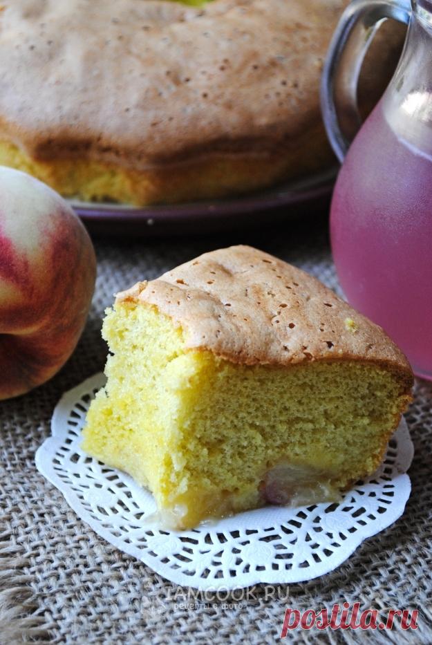 Шарлотка с персиками в духовке