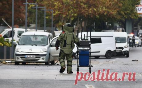 США осудили теракт возле здания МВД Турции. США осуждают теракт у здания МВД в Анкаре и желают пострадавшим при взрыве скорейшего выздоровления, заявил госсекретарь страны Энтони Бликен в соцсети X (бывшая Twitter).