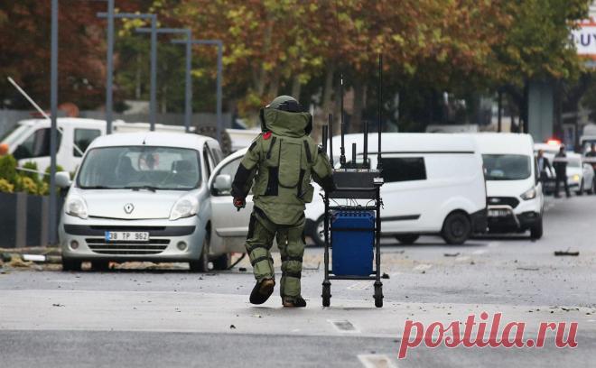 США осудили теракт возле здания МВД Турции. США осуждают теракт у здания МВД в Анкаре и желают пострадавшим при взрыве скорейшего выздоровления, заявил госсекретарь страны Энтони Бликен в соцсети X (бывшая Twitter).