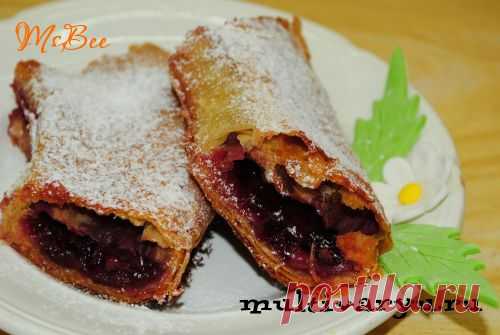 Рулет из слоеного теста в мультиварке » Мультиварка - легко готовить, вкусно есть! | Мультиварка - легко готовить, вкусно есть!