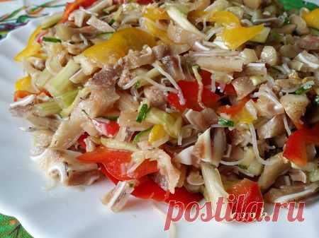 Салат из свиных ушей по-китайски