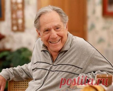 Умер Джордж Сигал: звезда сериала &quot;Голдберги&quot; скончался на 88-м году жизни