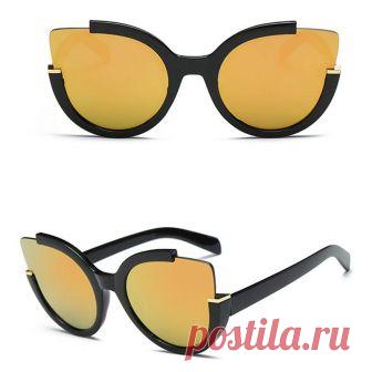 Очки-бабочки от солнца с черной глянцевой пластиковой рамой и линзой золотое зеркало за 195 грн. | Шафа Цена: 195 грн. - Очки-бабочки от солнца с черной глянцевой пластиковой рамой и линзой золотое зеркало, #11654675, Цвета: Золотистый, Чёрный, Размер: One size. Купить в Шафе недорого