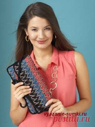 Клатч крючком с узором из зигзагов