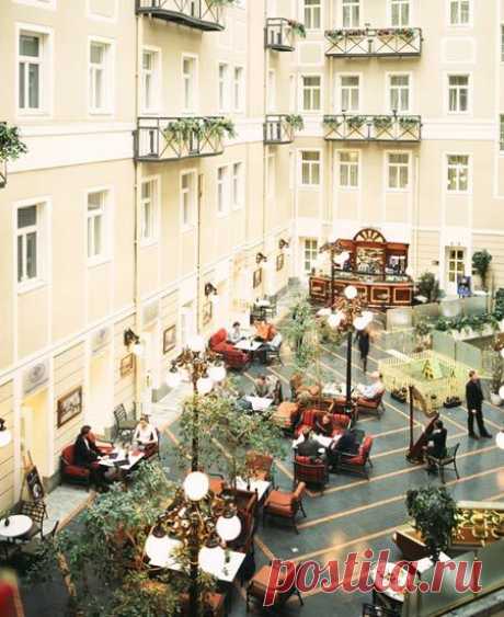 Grand Hotel Europe - St Petersburg Russia
Five Star Alliance   |   Pinterest • Всемирный каталог идей