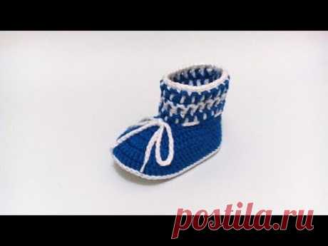 Botinha de crochê para menino