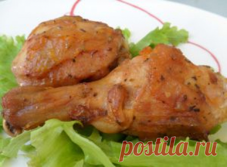 Курица с бананами и яблоками