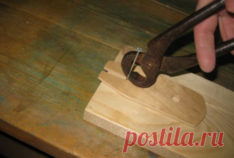 Незаменимое приспособление, для забивания и выдергивания гвоздей, также для вкручивания и выкручивания саморезов и шурупов | Сделай сам | Яндекс Дзен