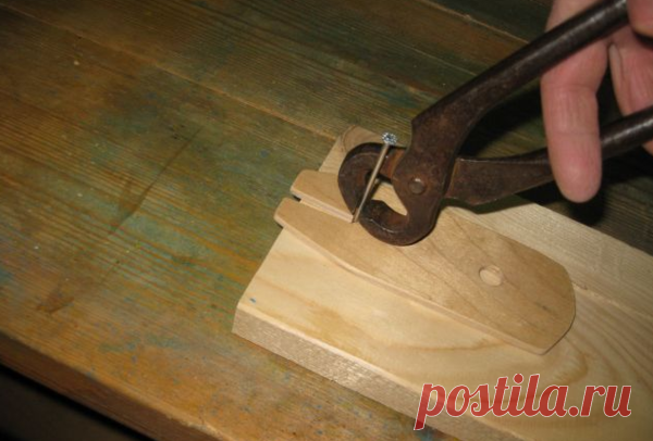 Незаменимое приспособление, для забивания и выдергивания гвоздей, также для вкручивания и выкручивания саморезов и шурупов | Сделай сам | Яндекс Дзен