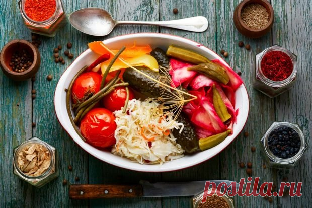 Квашеная капуста с помидорами на зиму в банках — Домашние заботы