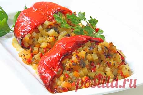 Сладкий перец фаршированный картофелем