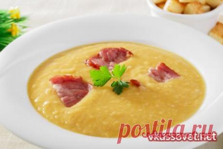 Гороховый суп-пюре с копченым беконом