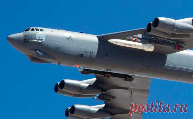 В США сообщили о неудачных испытаниях гиперзвуковой ракеты. Испытание гиперзвуковой ракеты AGM-183A прошло 13 марта, изначально ВВС не сообщали о неполадках в полете. Bloomberg сообщил, что имел место сбой в передаче данных, ВВС признали неудачу во время запуска