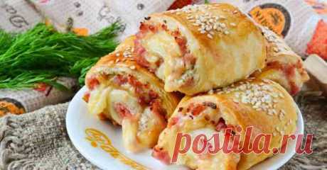 Быстрые слойки-рулетики с ветчиной и сыром Настоящее объедение за несколько минут!