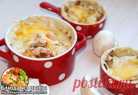 Жульен с семгой и грибами