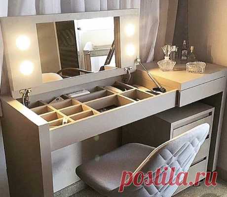 Публикация ARQUITETURA| ARTE| DECORAÇÃO в Instagram • Авг 9 2017 в 3:31 UTC 186 отметок «Нравится», 3 комментариев — ARQUITETURA| ARTE| DECORAÇÃO (@arq.art.decor) в Instagram: «Quem mais PRECISA de uma penteadeira-camarim como esta? 😱💗💗 AMAMOS! . . . #arquitetura #decor…»