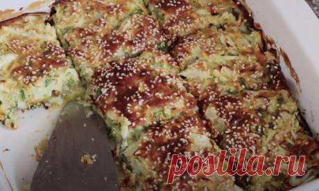 Заливной пирог из простых продуктов: рецепт подсмотрели у соседки из Турции