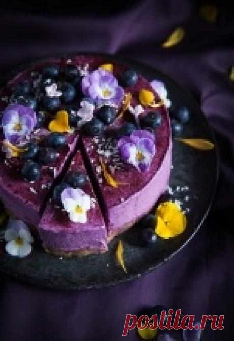 Чернично- лимонный торт без глютена, молочных продуктов и яиц