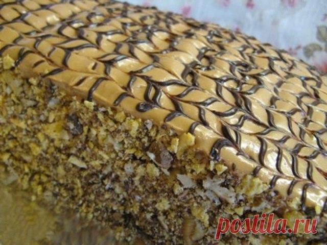 ПОТРЯСАЮЩИЙ ТОРТ СЕМИСТАКАННИК ИЗ СТАРЫХ ЗАПИСЕЙ 

Этот рецепт из старых кулинарных записей, думаю знаком многим, так как в былые времена этот тортик был очень и очень популярен. Можно смело занести этот рецептик в разряд «дежурных» - удобные пропорции, простота и быстрота приготовления, а в итоге получаем нежный, воздушный и очень вкусный бисквит . Крем подходит любой, используйте по своему вкусу. Прошу прощения, если повторяюсь, но по поисковику «семистаканник» не нашла....