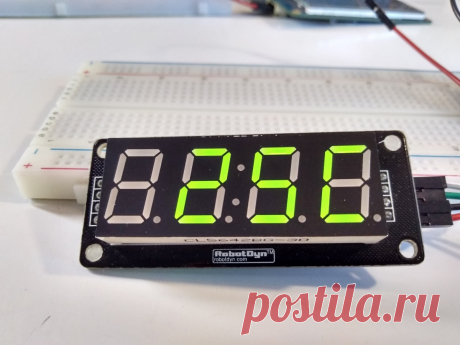 При создании простых проектов на Arduino, в которых нужно вывести цифровую информацию или различную индикацию, отлично подойдёт семисегментный дисплей TM1637.

Характеристики семисегментного экрана на TM1637:
• Напряжение питания: 5,5В
• Потребляемый ток 0.2 — 80мА (в зависимости от горящих сегментов)
• Градаций яркости индикаторов — 8
• Размеры платы: 42x24мм
• Двух проводной последовательный интерфейс (CLK, DIO).