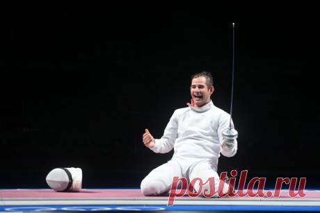 Продали честь и шпагу. Русские фехтовальщики сбежали в США ради гражданства. В этой истории никаких условностей не осталось. Бывшие россияне поливают страну грязью, выслуживаясь перед богатыми господами.