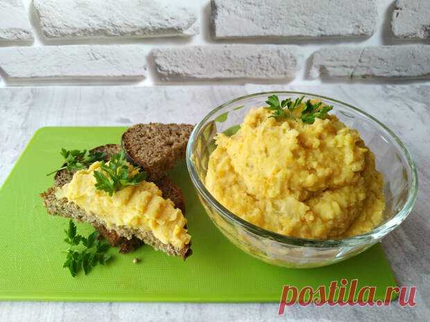 Паштет, который можно в Пост (без мяса)! - Домашняя кулинария - медиаплатформа МирТесен Сегодня у меня простой и вкусный постный паштет. Готовится просто, из доступных продуктов, отличное сытное блюдо во время Поста! Это как раз тот рецепт, попробовав который можно сделать выводы, что и мяса не нужно. Паштет из фасоли богат растительным белком и аргинином, который снижает уровень...