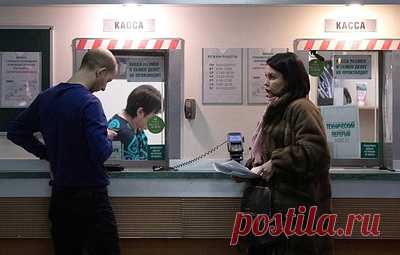В новых регионах продлили переход на ОСАГО до конца 2024 года. Несмотря на продление переходного периода, "обязанность заключения договора ОСАГО при выезде за пределы указанных территорий, уже установленная федеральными конституционными законами и законодательством РФ об ОСАГО, сохраняется"