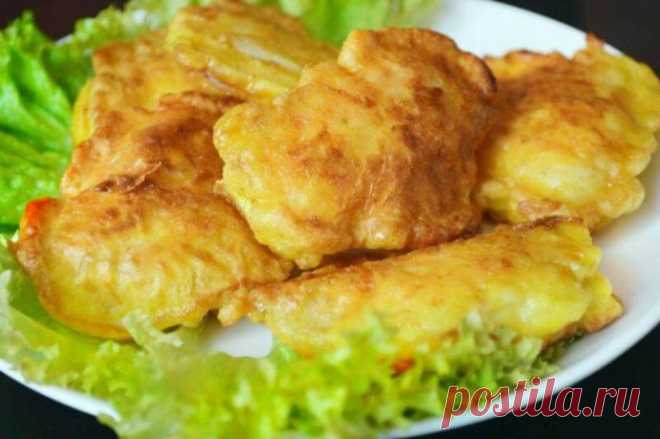 Сочная рыбка в сметанном соусе Рыба в таком виде просто великолепна!Ингредиенты: Филе рыбы – 0.5 кг Сметана Яйца – 4 шт МукаПриготовление: 1.Взбалтываем яйца, муку и сметану. 2.Должен получиться густой кляр.Солим его по вкусу. 3.Нарезаем рыбное филе тонкими полосками. 4.Окунаем...