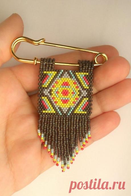 Брошь-булавка :-) | biser.info - всё о бисере и бисерном творчестве