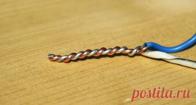 Друг-электрик научил 100% способу, как скрутить медный и алюминиевый провода. В свои 40 лет даже... Наверняка многие знают, что запрещено соединять медь и алюминий при помощи скрутки. Это нам объясняли еще в школе на уроках химии и физики. Пара медь и алюминий называется гальванической.