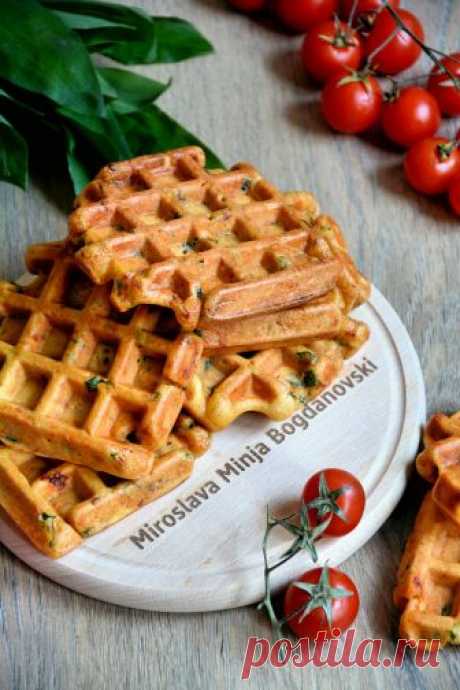 ВАФЛИ С ДИВ ЛУК И ЛЮТЕНИЦА