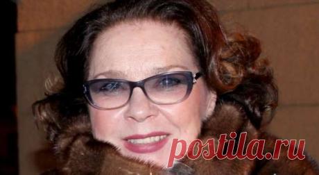 «Лавровый венок для бабушки»: Стас Садальский показал фото 80-летней Ларисы Голубкиной с внуками . Милая Я