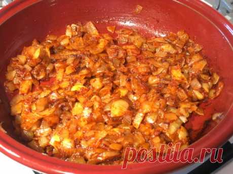 Рецепт привезенный давным-давно из Венгрии еще моей бабушкой. Вкуснее подливки для меня не существует!