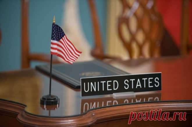 Окрестности посольства США в Багдаде подверглись ракетному обстрелу. В здании диппредставительства сработали сирены.