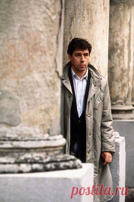 Стивен Ри, 31 октября, 1946