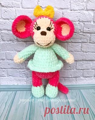 Обезьянка амигуруми. Схемы и описания для вязания игрушек крючком! Бесплатный мастер-класс по вязанию плюшевой обезьянки крючком от Миранды Айвазян. Рост вязаной обезьяны примерно 27 см. Для изготовления игрушки вам п…