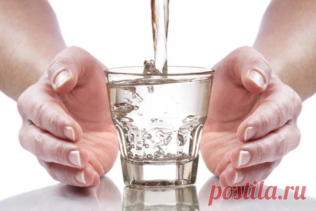 *КАК ЗАГОВОРИТЬ ВОДУ или КАК ЗАПИСАТЬ ИНФОРМАЦИЮ В СТРУКТУРУ ВОДЫ*

Лечение водой - это очень просто, нужно только знать, как это делать правильно.
Информация взята из книги Николая Пейчева «Многомерная модель человека».
Как записать информацию в стакан воды для улучшения здоровья
«То, что вода обладает свойством памяти, сейчас никому доказывать не надо. На эту тему написано множество книг, научных статей, снято немало фильмов. Да что там говорить, если, например, крещенск...