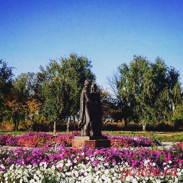 Святые благоверные Петр и Феврония Муромские #city #town #город #follow #followme #followback #ifollowback #like #thepicoftheday #statigram #webstagram #pinstagram #twitter #instatweet #Россия #Russia #Курчатов #Курск #красиво #beautiful #петрифеврония #православие #Христианство