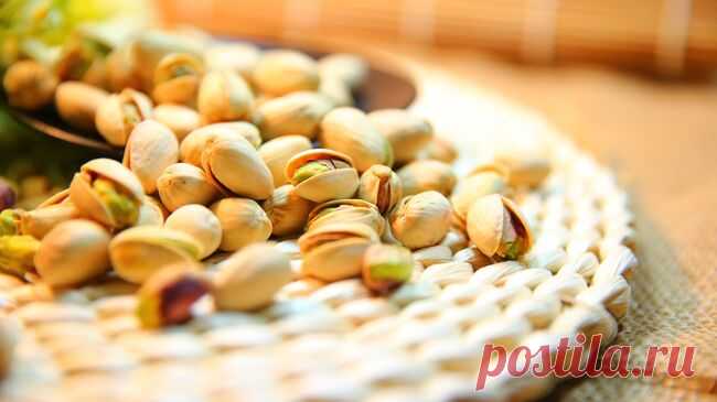 Врачи назвали три продукта, улучшающих качество сна