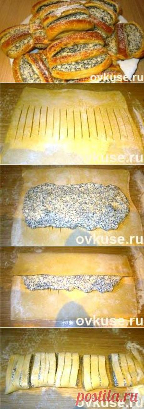 Булочки с творожно-маковой начинкой из слоеного теста - Простые рецепты Овкусе.ру