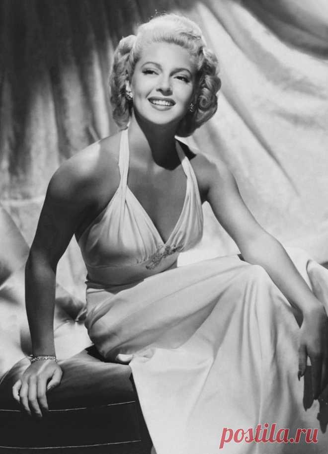 Лана Тернер, 8 февраля, 1921
 • 29 июня 1995