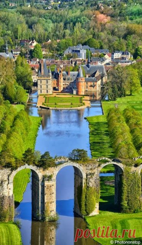 Chateau de Maintenon ~  |   Pinterest • Всемирный каталог идей